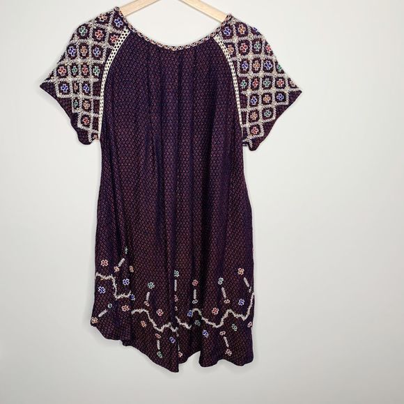 Free People In The Clouds Embroidered Burgundy Flare Oversized Top Size XS NWT - Picture 6 of 8